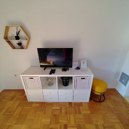 Apartman Roko, Pula Hrvatska Экстерьер фото