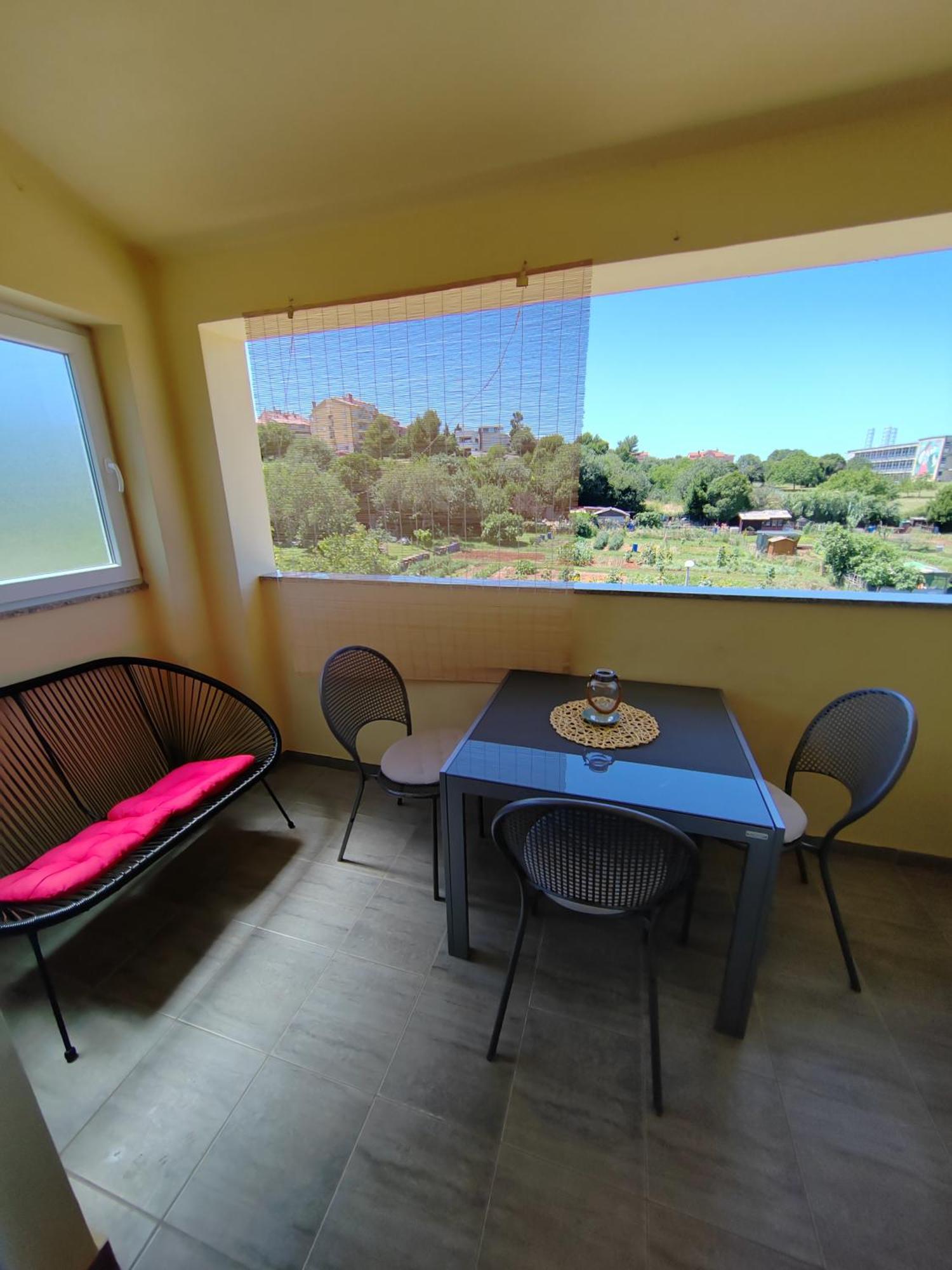 Apartman Roko, Pula Hrvatska Экстерьер фото
