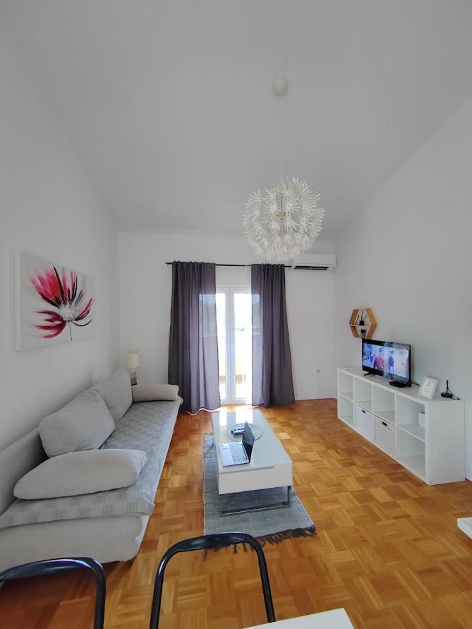 Apartman Roko, Pula Hrvatska Экстерьер фото